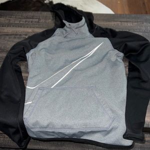 Nike pullover